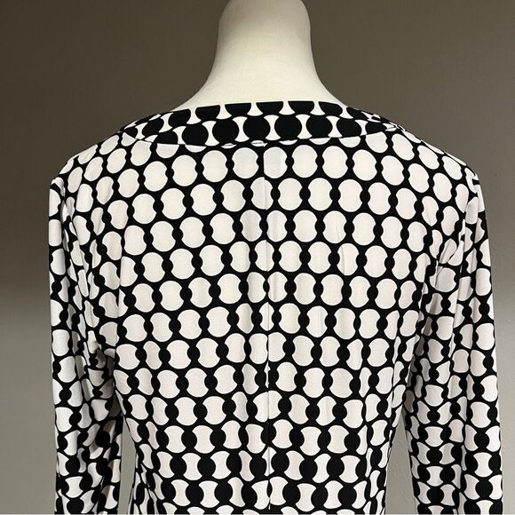 Donna Morgan Black White Geometric Long Sleeve Sheath Dress - Picture 7 of 13